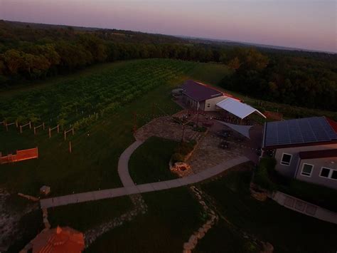 FENCE STILE VINEYARDS, WINERY & DISTILLERY (2025) All You Need to Know ...