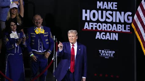 Trump mistakenly calls Maine governor a man during campaign call