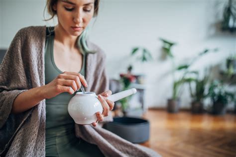 How to Use a Neti Pot the Right Way, According to MDs - Eating Healthy Blog