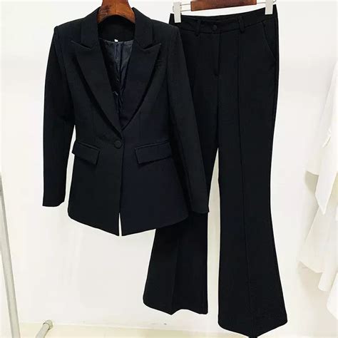 Two Piece Business Suit 的图像结果