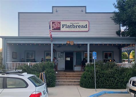 Full of Life Flatbread - Los Alamos, CA | Review & What to Eat