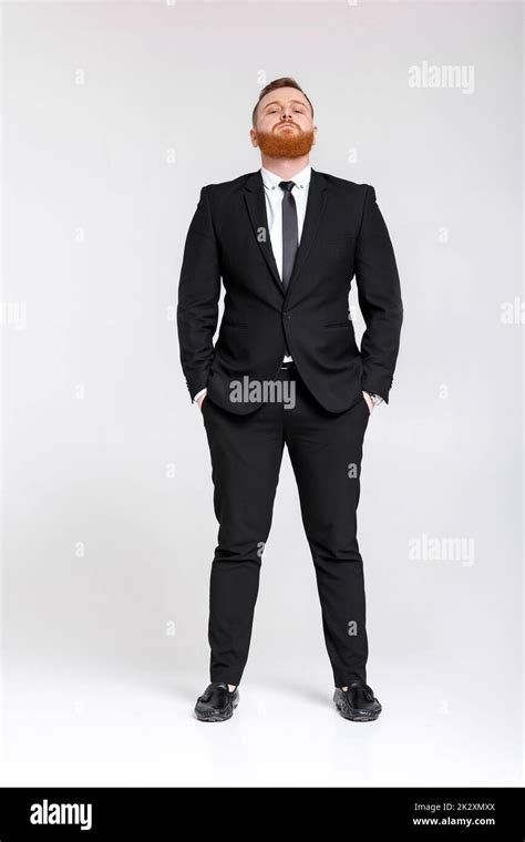 Simple Business Man in a Suit 的图像结果