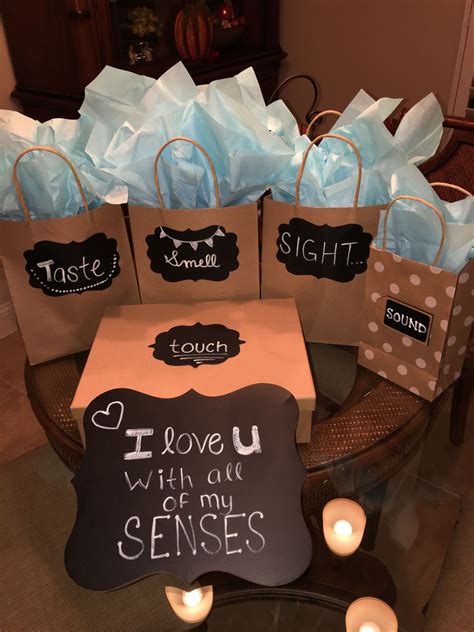 gifts to boyfriend on anniversary