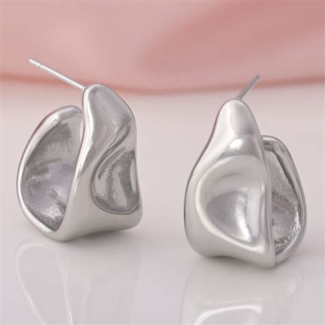 Buy Fret Hoop Earrings online- Palmonas – PALMONAS