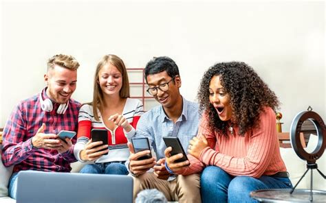 Internet Users Create Content 的图像结果