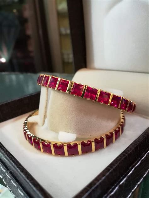 Pin by Uma Shan on Indian jewellery gold | Ruby bangles, Bangles jewelry designs, Gold bangles ...
