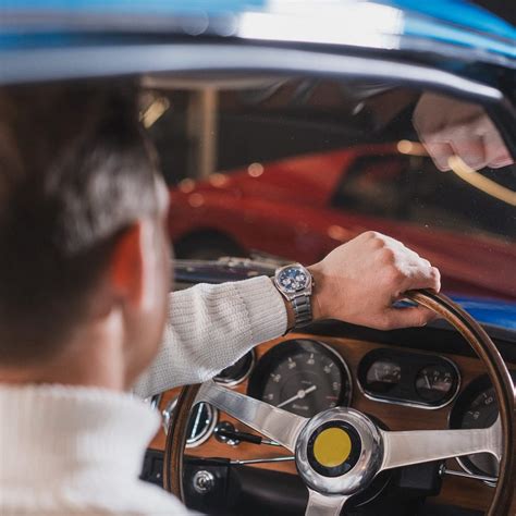 EFB-730D-2AV | EDIFICE Standard Chronograph | CASIO INDIA