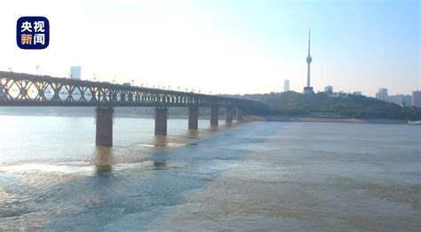 长江河口水位上升对流场和盐水入侵的影响