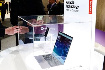 Fold Out Computer Screen 的图像结果