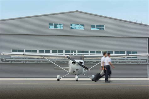 Pelatihan Penerbangan di India untuk Pelajar Internasional: Panduan ...