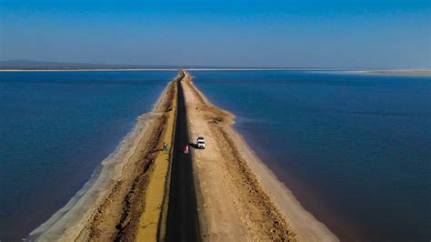 The Artisans of Kutch: A Journey Through Craft and Culture - Raahghar