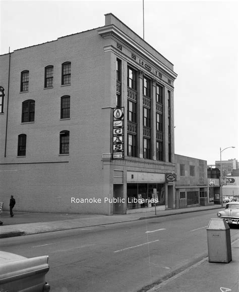 Davis2 45.9 Roanoke Gas · Virginia Room Digital Collection