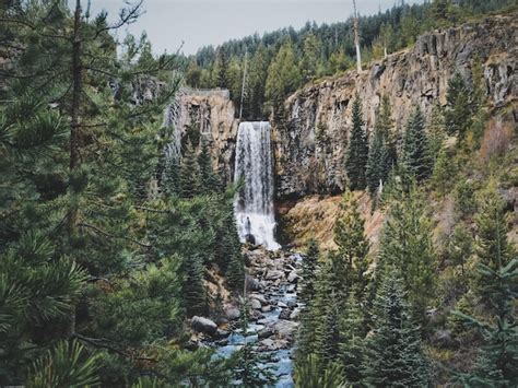 Wodospad Tumalo Falls w stanie Oregon, USA | Darmowe zdjęcie