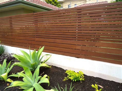 Horizontal Slat Trellis