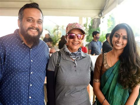 Delhiites enjoy an afternoon of golf, garba and great conversations ...