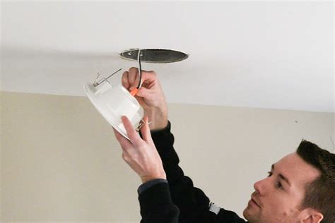 How to Fix LED Ceiling Light 的图像结果