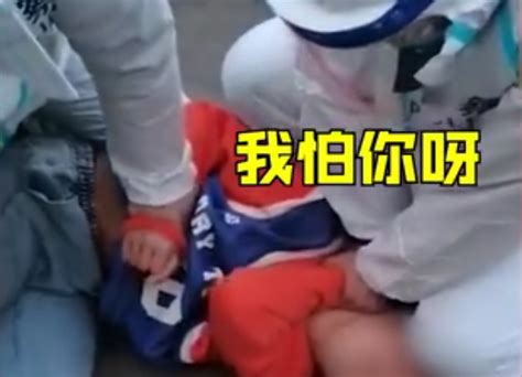 16岁男孩做核酸插队咬伤民警，被依法采取刑事强制措施-千龙网·中国首都网