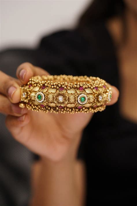 Suneri Openable Thick Gold Kada | Sone Pe Suhaga Collection