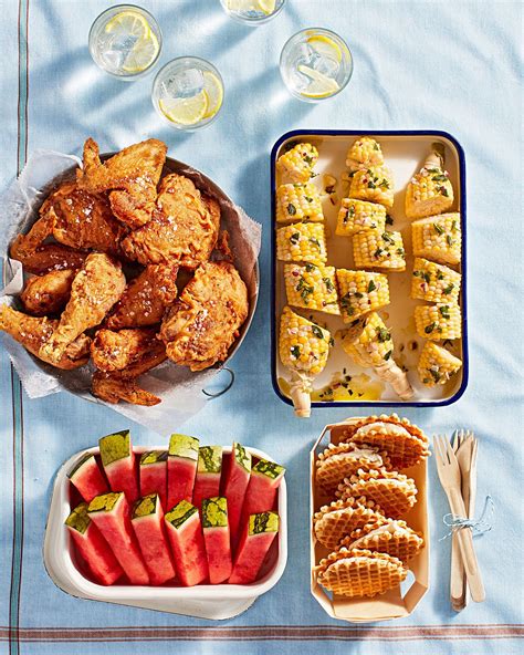 Martha's 10 Favorite Picnic Recipes | Easy picnic food, Summer picnic ...
