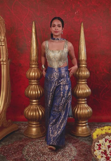 Indo-Fusion Sets – Modern Indian Fusion Wear – Label Nobo