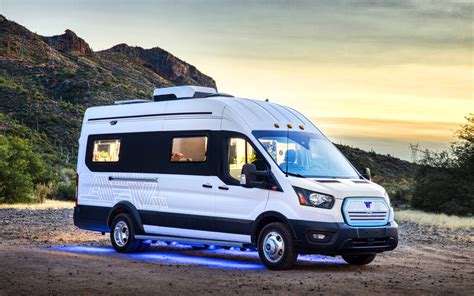 Winnebago dévoile un concept de VR entièrement électrique - Le Guide de ...