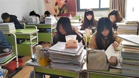 武汉高考复读全日制学校——复读生和高考生的区别是什么？ - 知乎