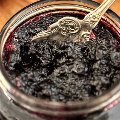 How to Make Blueberry Jam Without Pectin - She Loves Biscotti