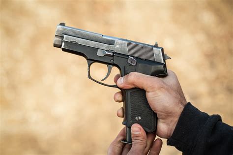 How to Reload Your Pistol Under Stress - Spring Guns & Ammo