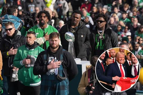 Eagles fan who hurled vulgar insults at Packers supporters fired from job