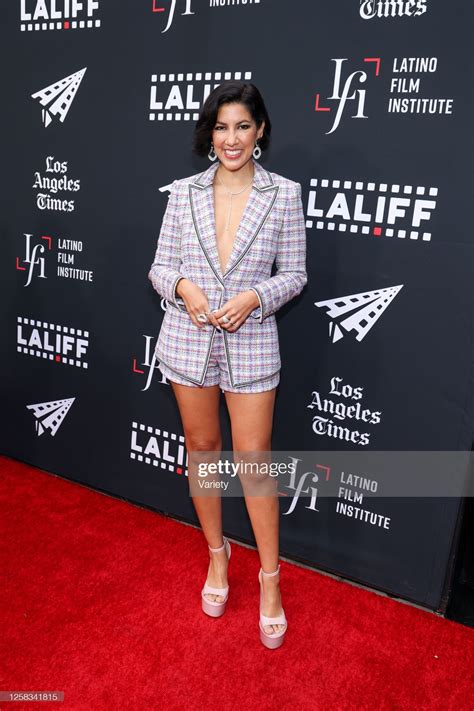 Stephanie Beatriz's feet