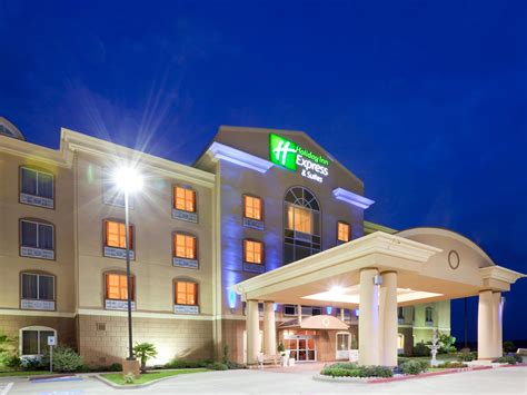Boutique Hotel in Terrell | Holiday Inn Express & Suites Terrell
