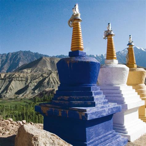 Local Mountain People India 的图像结果