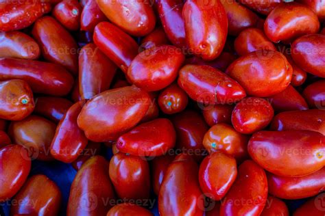 ripe red spanish healthy tomatoes on a market stand 22682859 Stock ...