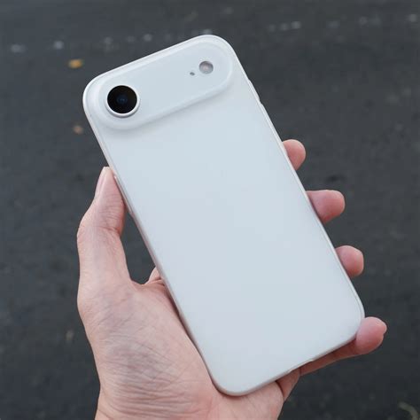 iPhone 17 Air - Ultra Thin Case