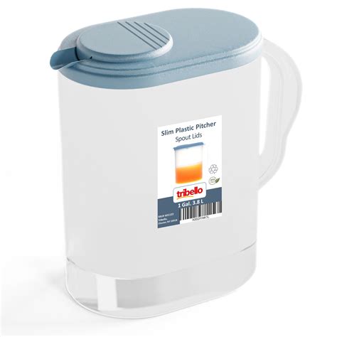 17 Essential Pitchers With Lids You Need in Your Kitchen