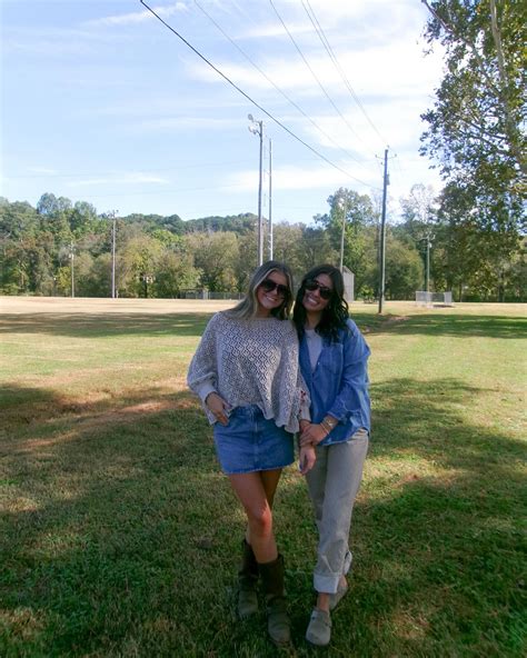 mara daffron | Wait you said dove??? We heard duck 🦆 #huntingseason #dawgswin | Instagram