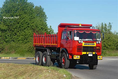 Unic 697 camion