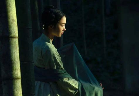 Do you know what sort of material was used in... - my hanfu favorites