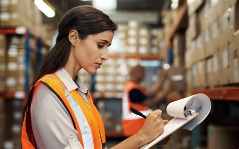 Page 2 | Warehouseinspection Images - Free Download on Freepik