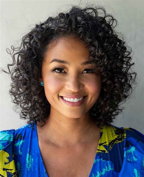 43 Curly Bob Hairstyles Trending Right Now