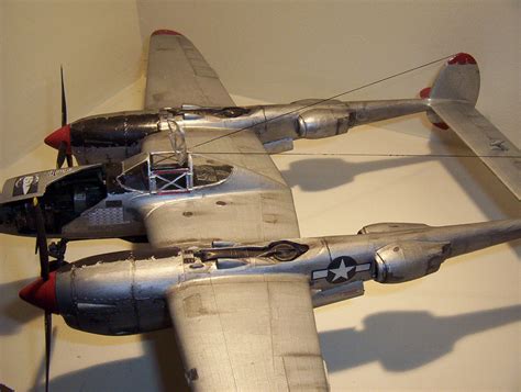 Scale Model Hobby: Lockheed P-38 J Lightning 1:48 scale