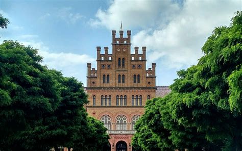 George Mason University Acceptance Rate & Tuition Requirements