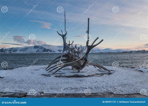 Sun Voyager Icelandic: Solfar, Landmark Sculpture of Reykjavik, Iceland ...