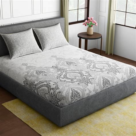 Buy SPACES Essentials Printed Double Bedsheet Set- Pack Of 3 Pcs. from ...
