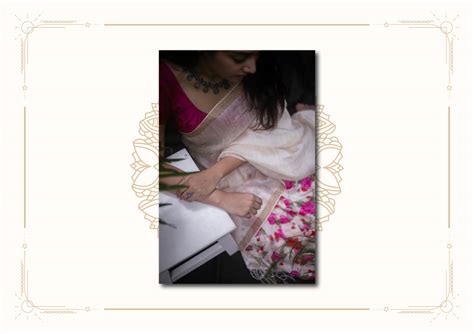 10 Light Weight Sarees for Daily Use & Best Daily Wear Saree Types