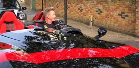 El restaurador Gordon Ramsey también tiene un Ferrari como el de ...