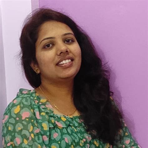 Sravanthi - Programming languages teacher in Hyderabad - ₹400/h