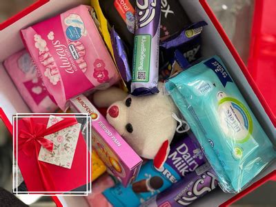 Package Handler Loading Trucks 的图像结果