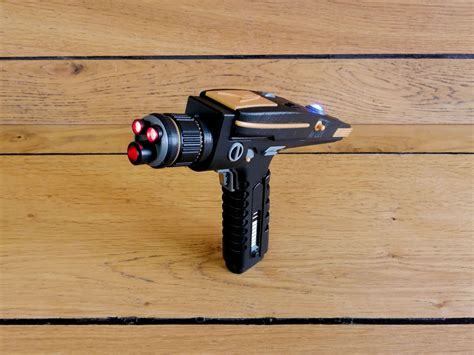 Star Trek Discovery Phaser - 3D Model by MakerLab