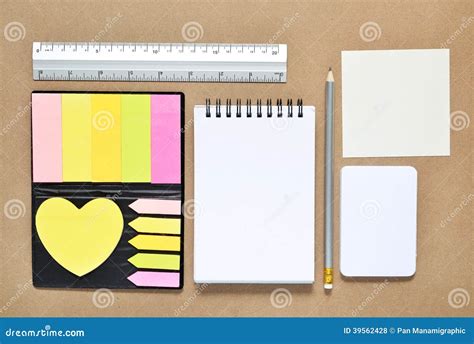 Stationary Objects Examples 的图像结果